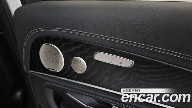 Mercedes-Benz E-Class (W213) E220d 4MATIC AMG Line 2023 — фото 19