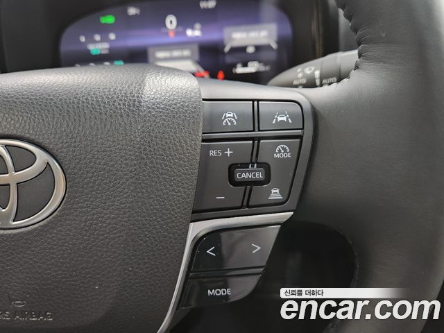 Toyota Camry (XV80) 2.5 XLE Hybrid 2025 — фото 5