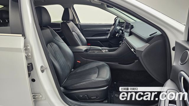 Hyundai Sonata The Edge (DN8) 2.0 Exclusive 2024 — фото 11