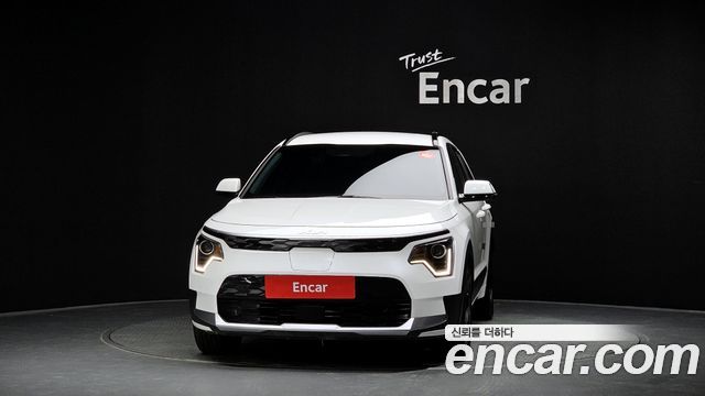 Kia Niro EV Air 2024 — фото 3