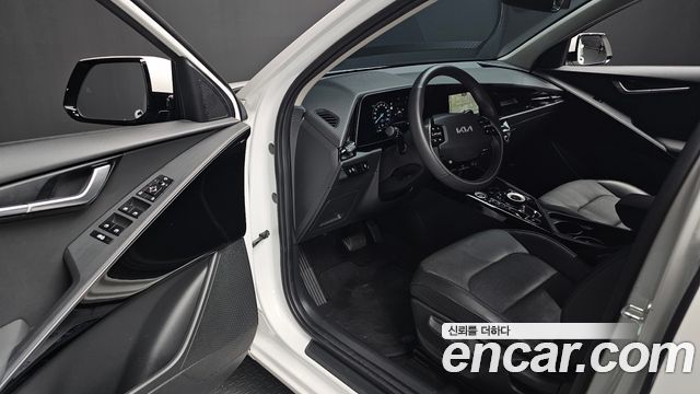 Kia Niro EV Air 2024 — фото 11