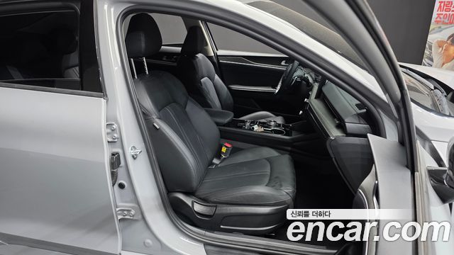 Kia K5 (III) 2.0 Noblesse 2024 — фото 12