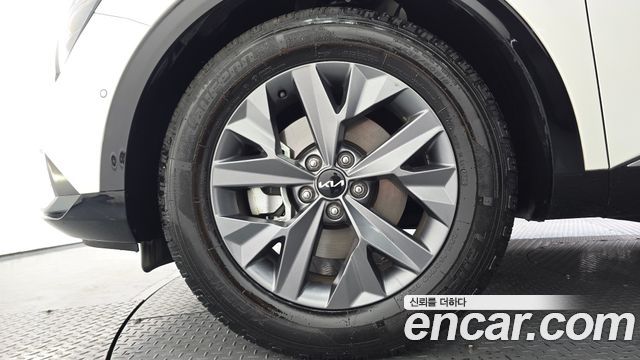 Kia Sportage (V) LPG 2.0 2WD Signature 2023 — фото 5