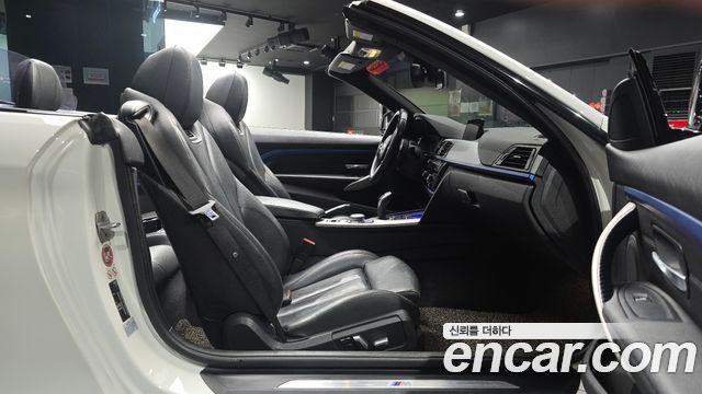 BMW 4 Series (F32) 428i M Sport Convertible 2017 — фото 12