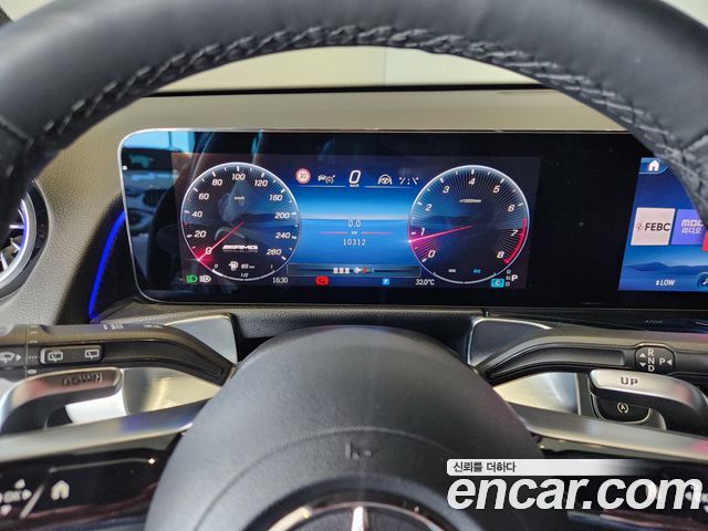 Mercedes-Benz GLB-Class (X247) AMG GLB35 4MATIC 2025 — фото 16