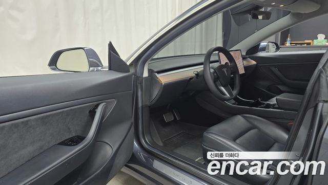 Tesla Model 3 Long Range AWD 2020 — фото 10