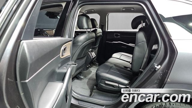 Kia Sorento (IV) Gasoline 2.5T 4WD Trendy 2023 — фото 19