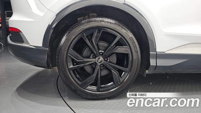 Audi Q4 e-tron (F4) 40 Premium Sportback 2022 — фото 5