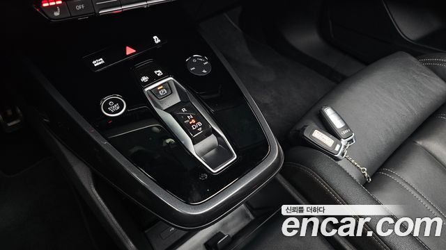 Audi Q4 e-tron (F4) 40 Premium Sportback 2022 — фото 9