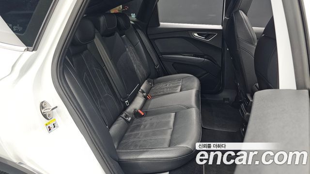 Audi Q4 e-tron (F4) 40 Premium Sportback 2022 — фото 11