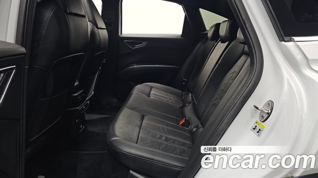 Audi Q4 e-tron (F4) 40 Premium Sportback 2022 — фото 30
