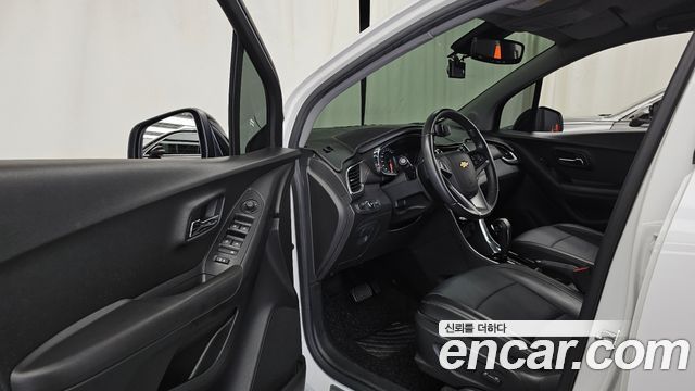 Chevrolet Trax 1.4 Red Line Premier 2019 — фото 10