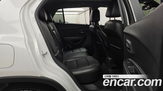 Chevrolet Trax 1.4 Red Line Premier 2019 — фото 12