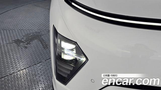 Hyundai Kona Electric (SX2) Long Range Inspiration 2023 — фото 21