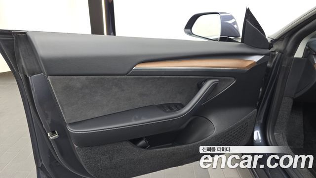 Tesla Model 3 Long Range AWD 2022 — фото 24