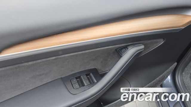 Tesla Model 3 Long Range AWD 2022 — фото 31