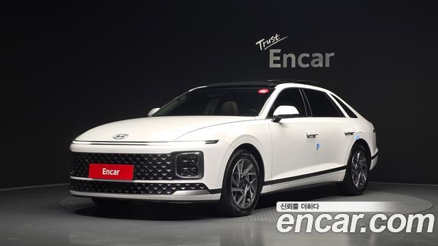 Hyundai Grandeur (GN7) 2,5 Gasoline 2WD Premium 2023 — фото 1