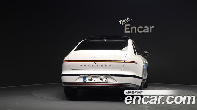 Hyundai Grandeur (GN7) 2,5 Gasoline 2WD Premium 2023 — фото 4