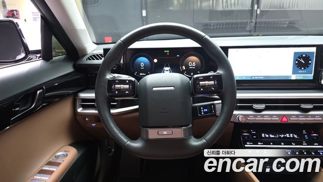 Hyundai Grandeur (GN7) 2,5 Gasoline 2WD Premium 2023 — фото 12