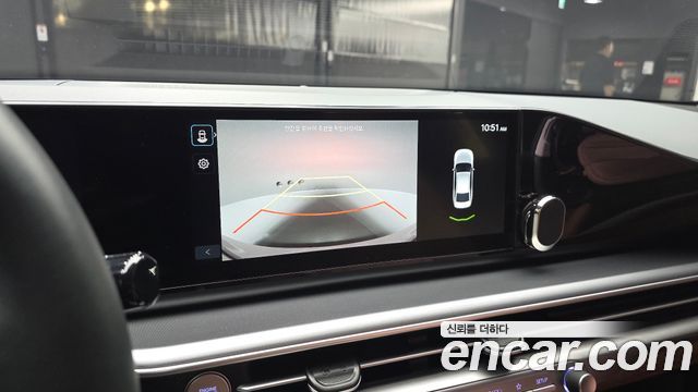 Hyundai Grandeur (GN7) 2,5 Gasoline 2WD Premium 2023 — фото 14