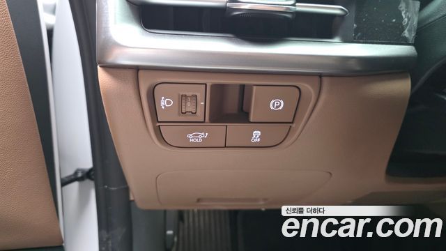 Hyundai Grandeur (GN7) 2,5 Gasoline 2WD Premium 2023 — фото 29
