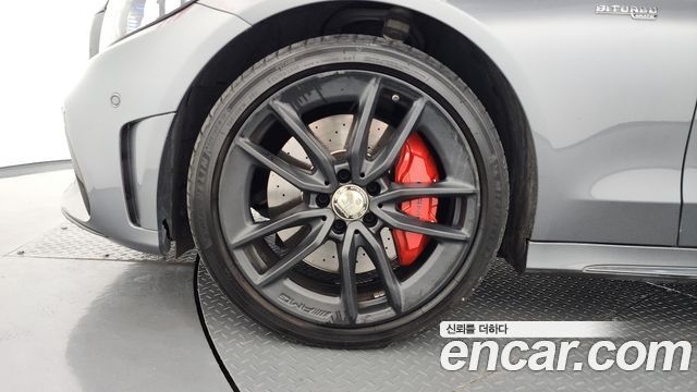 Mercedes-Benz C-Class (W205) C43 AMG 4MATIC 2019 — фото 5
