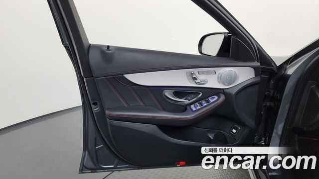 Mercedes-Benz C-Class (W205) C43 AMG 4MATIC 2019 — фото 24