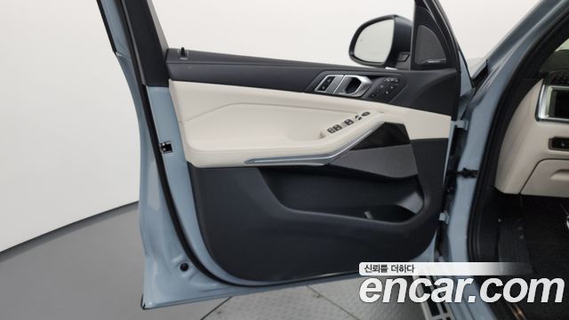 BMW X7 (G07) xDrive 40i M Sport 6STR 2025 — фото 24