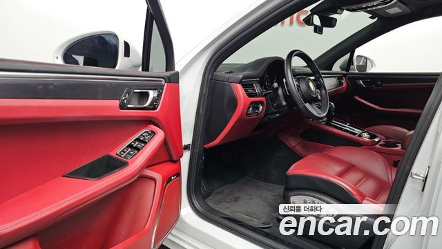 Porsche Macan 2.9 GTS 95B 2023 — фото 10
