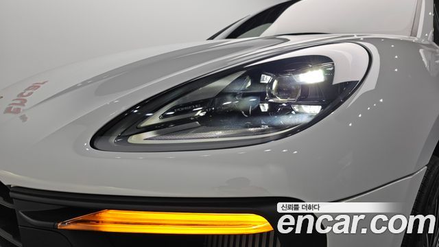 Porsche Macan 2.9 GTS 95B 2023 — фото 22