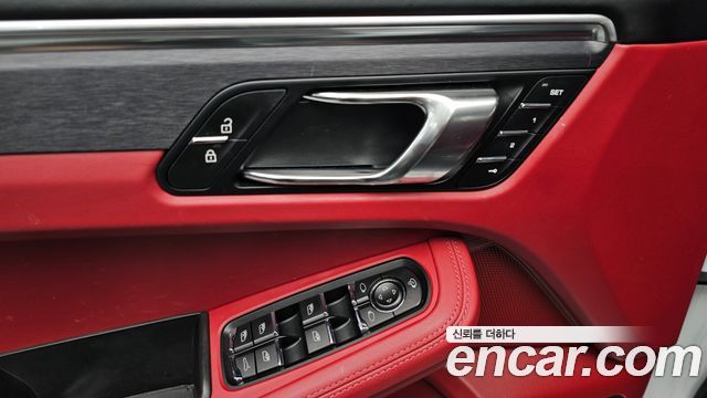 Porsche Macan 2.9 GTS 95B 2023 — фото 30