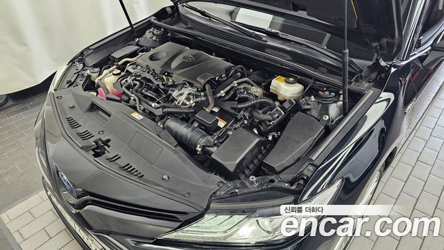 Toyota Camry (XV70) 2.5 XLE Hybrid 2018 — фото 6