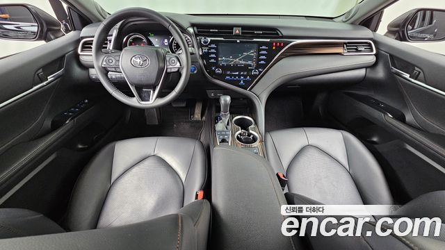 Toyota Camry (XV70) 2.5 XLE Hybrid 2018 — фото 7