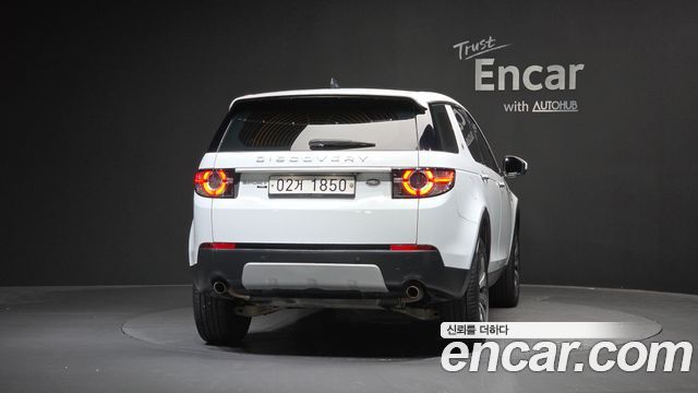 Land Rover Discovery Sport 2.0 TD4 HSE Luxury 2018 — фото 4