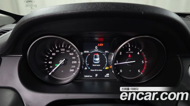Land Rover Discovery Sport 2.0 TD4 HSE Luxury 2018 — фото 8