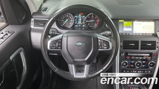 Land Rover Discovery Sport 2.0 TD4 HSE Luxury 2018 — фото 13