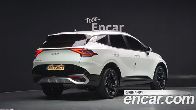 Kia Sportage (V) Diesel 2.0 2WD Signature 2022 — фото 2