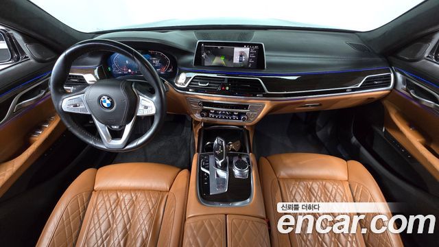 BMW 7 Series (G11) 740Li xDrive Design Pure Excellence 2020 — фото 7