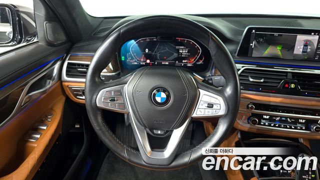 BMW 7 Series (G11) 740Li xDrive Design Pure Excellence 2020 — фото 14