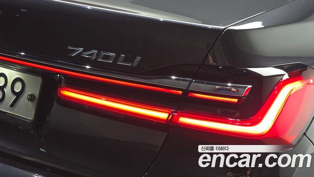 BMW 7 Series (G11) 740Li xDrive Design Pure Excellence 2020 — фото 23