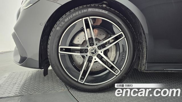 Mercedes-Benz E-Class (W214) E300 4MATIC AMG Line 2024 — фото 5