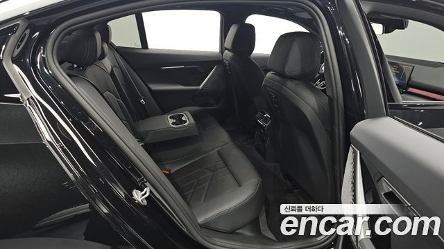 BMW 5 Series (G60) 520i Special Edition 2026 — фото 26