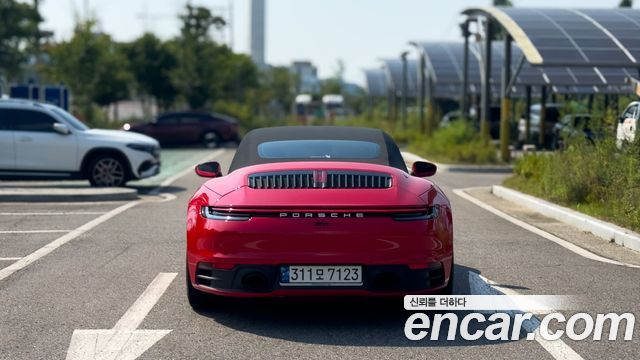 Porsche 911 (992) Carrera Cabriolet 2023 — фото 2