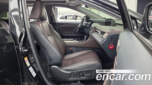 Lexus RX450h (IV) Executive 2017 — фото 15