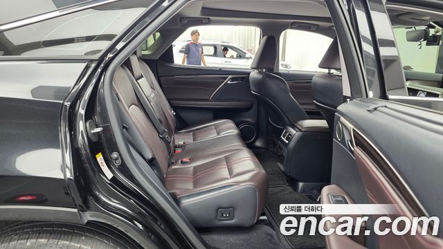 Lexus RX450h (IV) Executive 2017 — фото 16