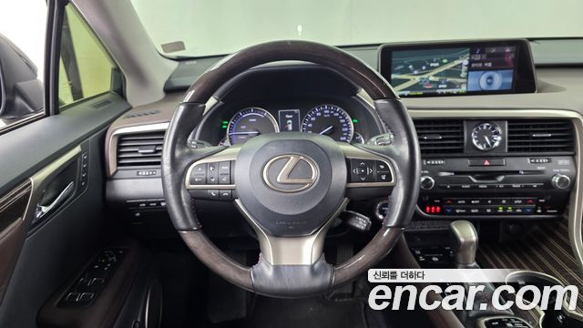 Lexus RX450h (IV) Executive 2017 — фото 17