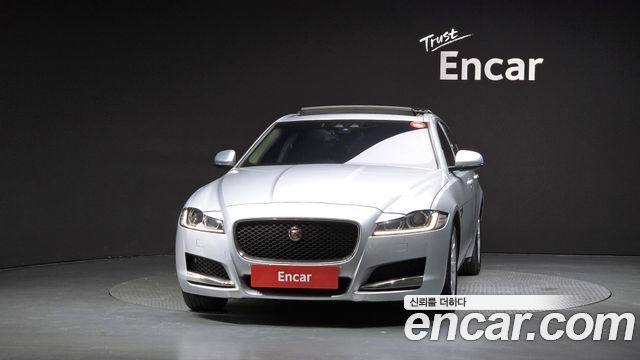 Jaguar XF (X260) 20d Prestige AWD 2017 — фото 3