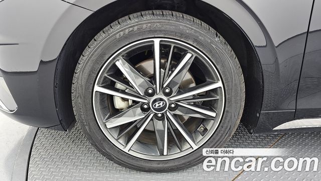 Hyundai Grandeur (IG) 2.5 Le Blanc 2023 — фото 5