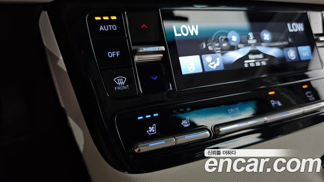 Hyundai Grandeur (IG) 2.5 Le Blanc 2023 — фото 16