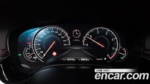BMW 5 Series (G30) 520d xDrive Luxury Plus 2018 — фото 8